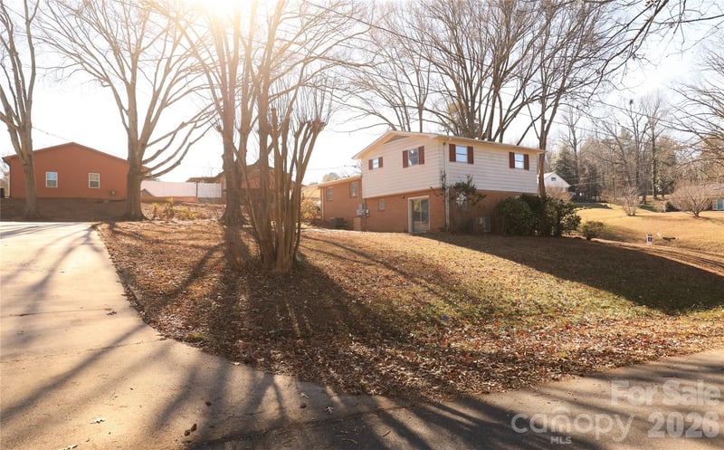 1521 19th St, Hickory, NC 28602