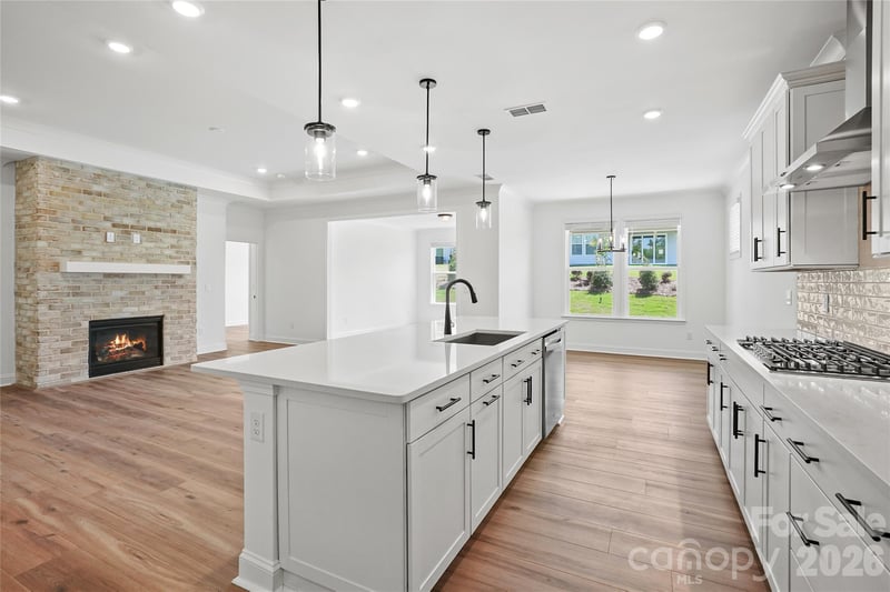 2736 Peak Ct, Belmont, NC 28012