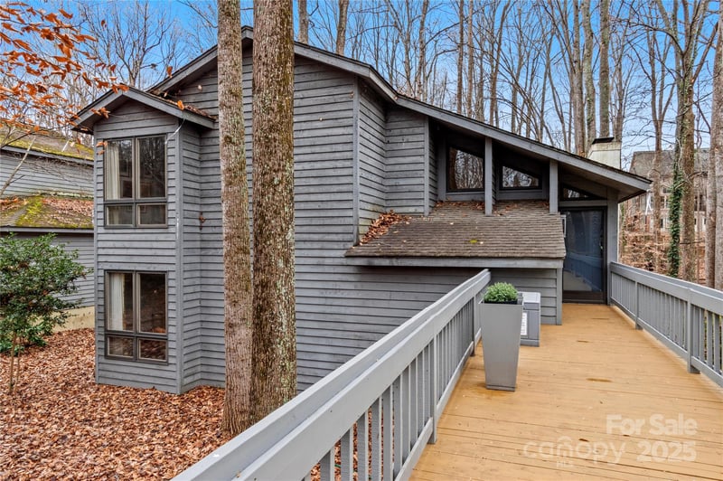 224 Forest Brook Dr, Winston Salem, NC 27106