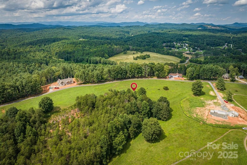 2071 Thoroughbred Way #G19, Lenoir, NC 28645