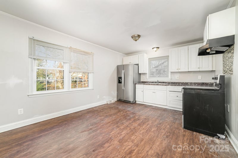 9926 Rockmeadow Dr, Charlotte, NC 28216