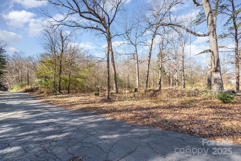 3010 Overbrook Ter, Charlotte, NC 28214