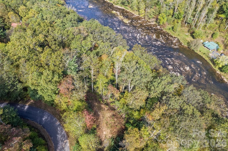 16 Harleys Cv, Waynesville, NC 28785