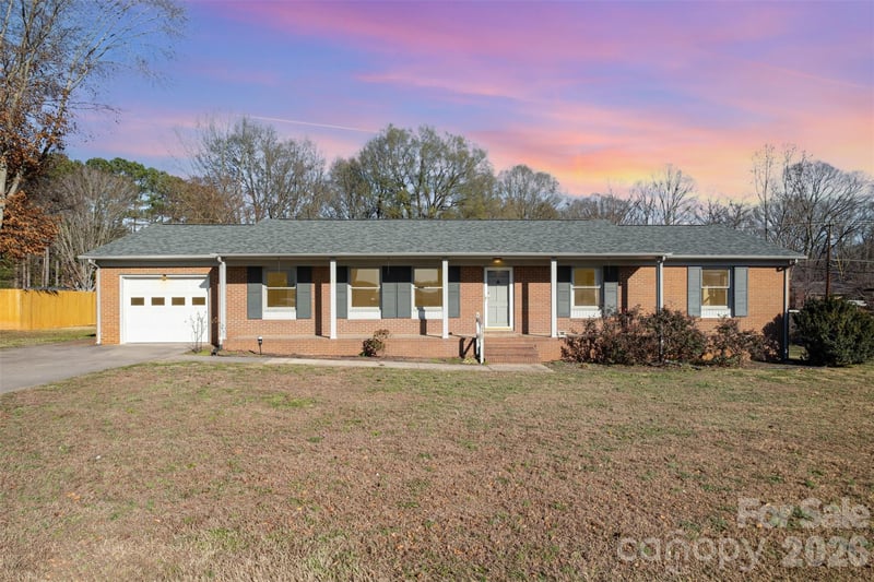 830 Magnolia St, Mooresville, NC 28115