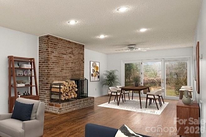 103 Pebble Creek Dr, Asheville, NC 28803