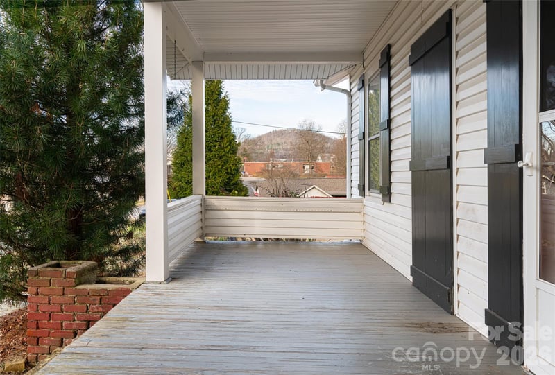 40 Jonestown Rd, Asheville, NC 28804