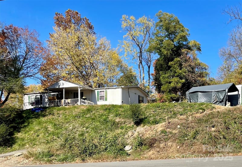 131 Lookout Rd, Asheville, NC 28804