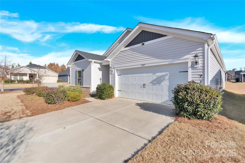 3005 Striped Maple Ct, Charlotte, NC 28215
