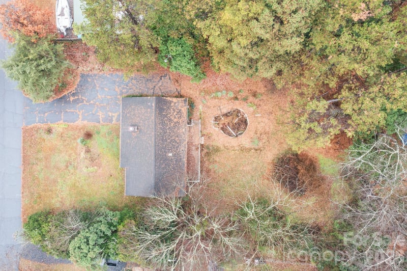 1158 Sunset Ct, Conover, NC 28613