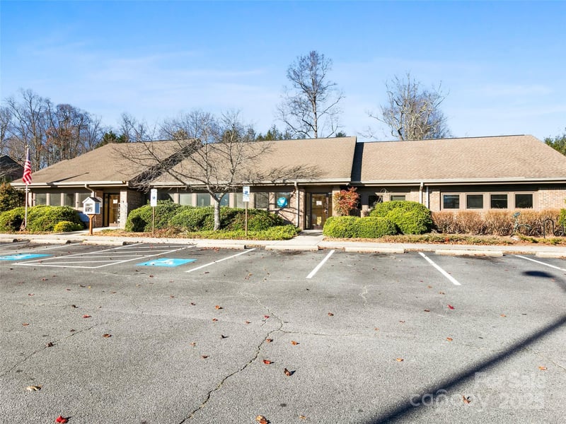 157 Medical Park Dr, Brevard, NC 28712