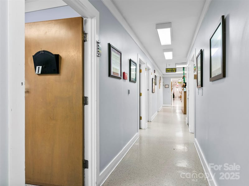 157 Medical Park Dr, Brevard, NC 28712