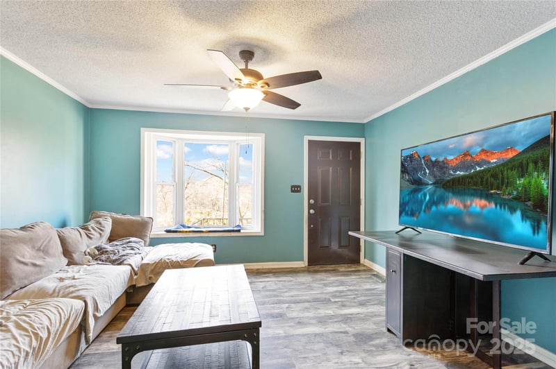 308 Hubbard St, Lincolnton, NC 28092