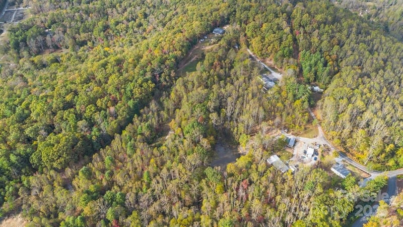 o Kilpatrick Rd, Hendersonville, NC 28739