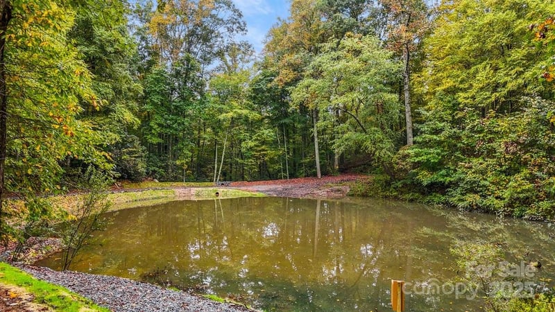 o Kilpatrick Rd, Hendersonville, NC 28739