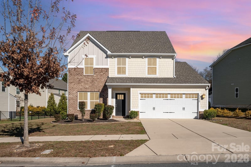 1210 Longwall Ln, Matthews, NC 28104