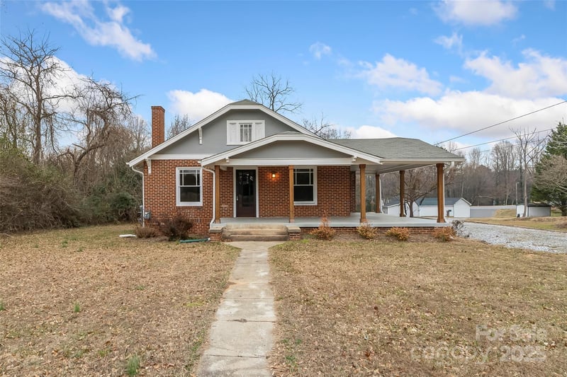 2523 Kool Park Rd, Hickory, NC 28601