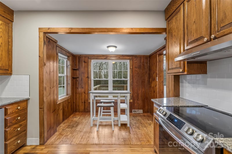 2523 Kool Park Rd, Hickory, NC 28601