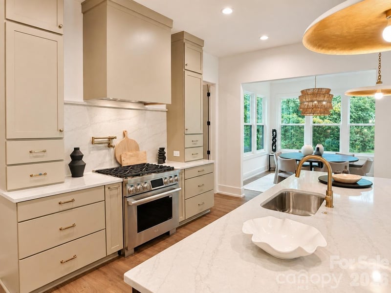 4337 Castleton Rd, Charlotte, NC 28211