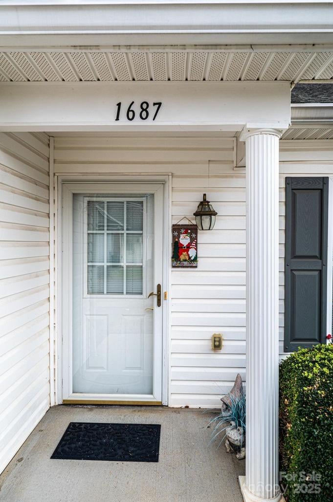 1687 Golden Cedar Ln, Newton, NC 28658