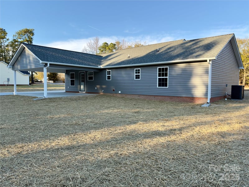 6244 Kershaw Camden Hw, Kershaw, SC 29067