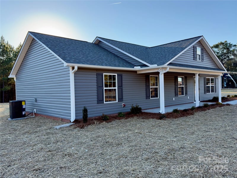 6244 Kershaw Camden Hw, Kershaw, SC 29067