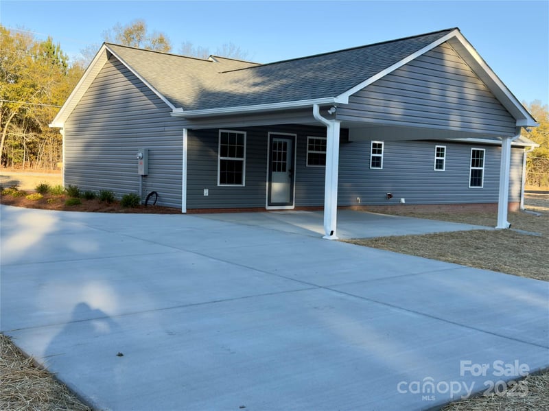 6244 Kershaw Camden Hw, Kershaw, SC 29067