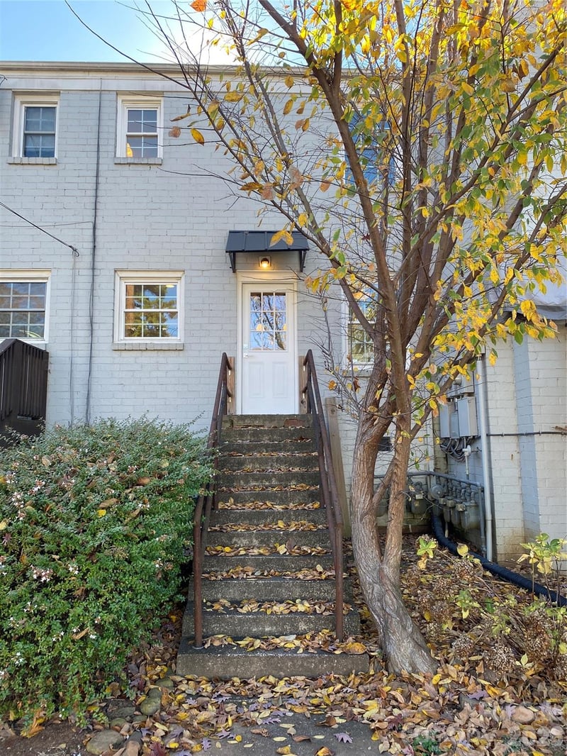 524 Wakefield Dr #A, Charlotte, NC 28209