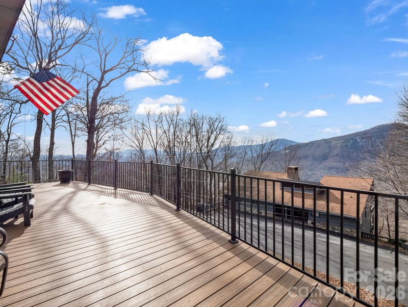 139 Valley View Cir, Lake Lure, NC 28746