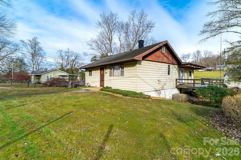 298 School Rd, Asheville, NC 28803