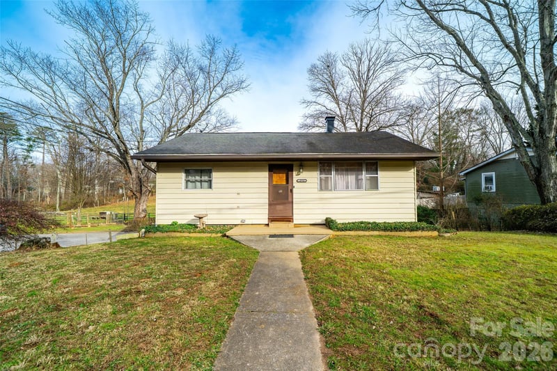298 School Rd, Asheville, NC 28803