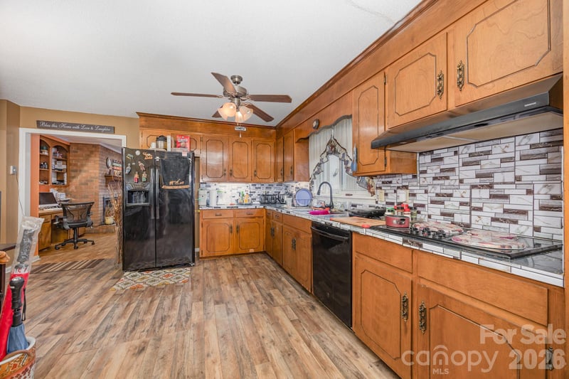 514 Idlewood Dr, Salisbury, NC 28144