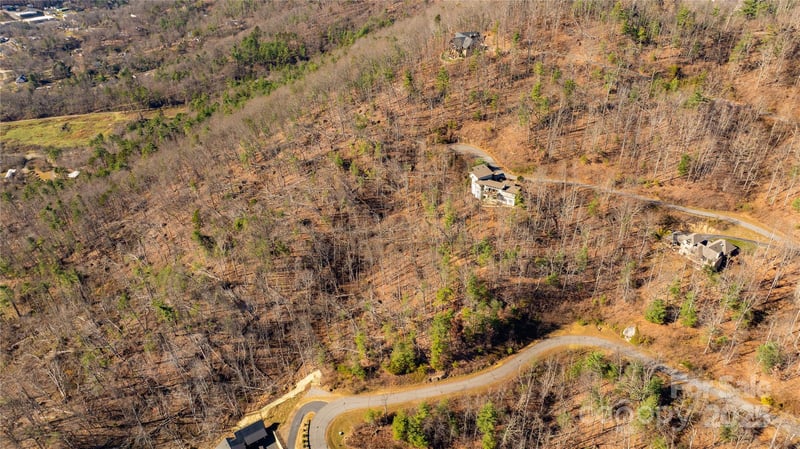 56 Finch Dr, Asheville, NC 28804