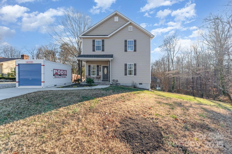 201 Hendrix Dr, Kernersville, NC 27284