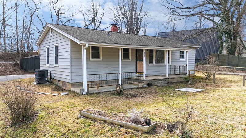 398 Sand Hill Rd, Asheville, NC 28806