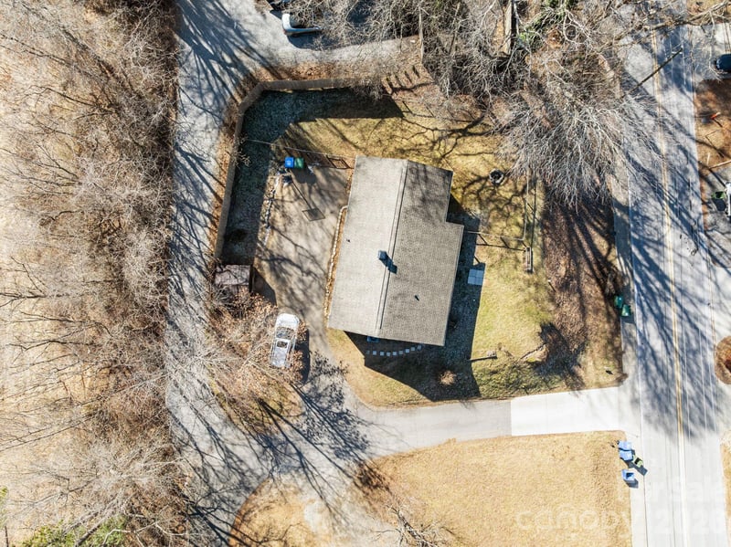 398 Sand Hill Rd, Asheville, NC 28806