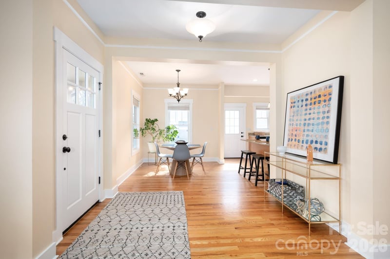 104 Estelle Park Dr, Asheville, NC 28806