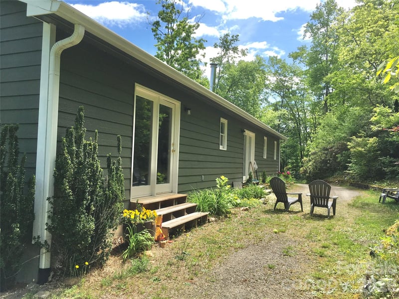73 The Old Run Rd, Fairview, NC 28730