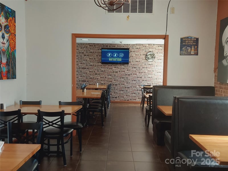 853 Merrimon Ave, Asheville, NC 28804