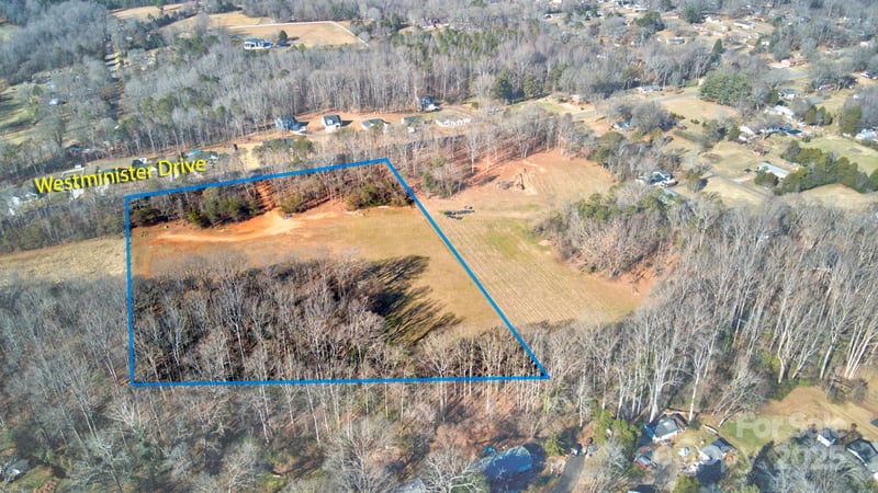 911 Westminster Dr, Statesville, NC 28677