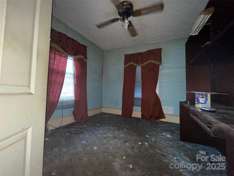 98 Lower Glady Fork Rd, Candler, NC 28715