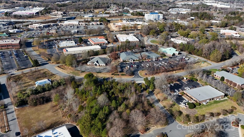 334 Penny Ln, Concord, NC 28025