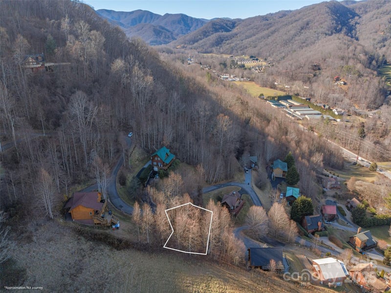 000 Appalachian Trl, Maggie Valley, NC 28751