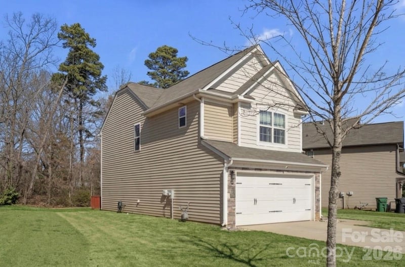 3735 Ernie Dr, Charlotte, NC 28269