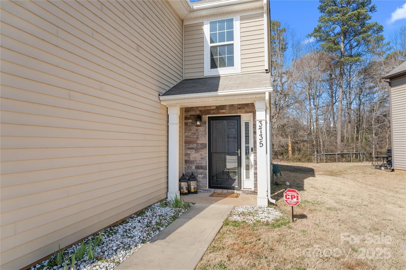 3735 Ernie Dr, Charlotte, NC 28269