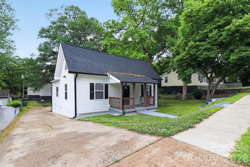 1015 4th Ave, Gastonia, NC 28052