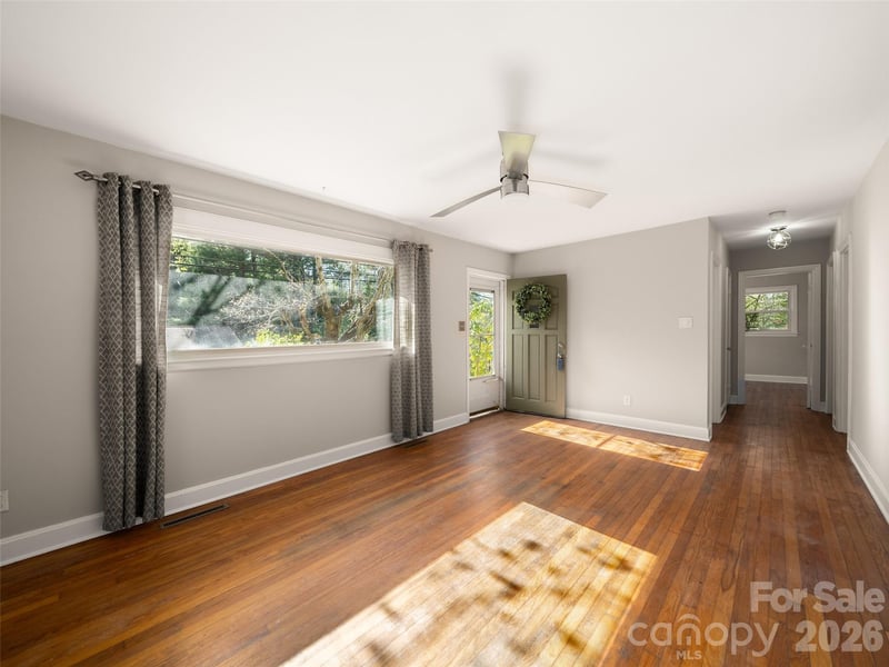 184 London Rd, Asheville, NC 28803