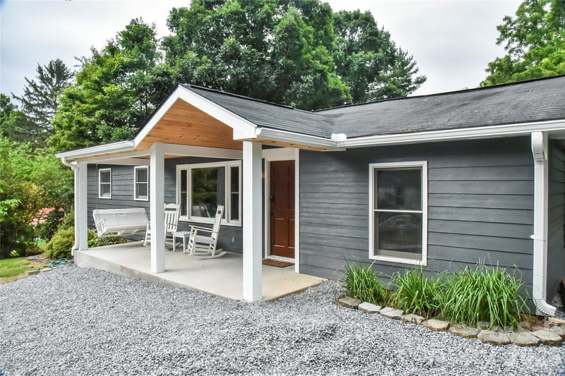 5 Keesler St, Black Mountain, NC 28711