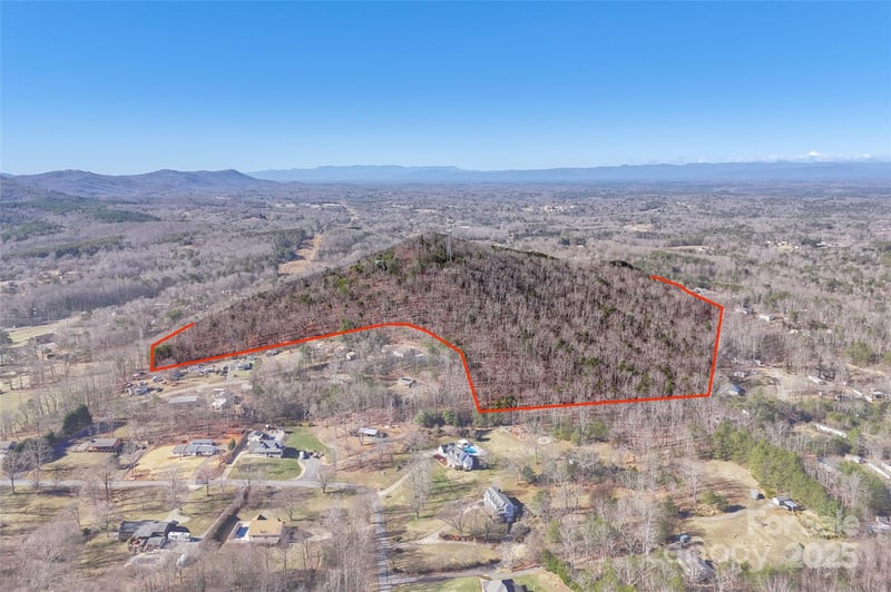 6950 Rhodhiss Rd, Connelly Springs, NC 28612