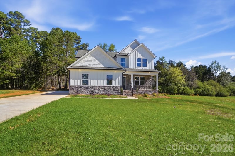 609 Muirfield Dr, Albemarle, NC 28001