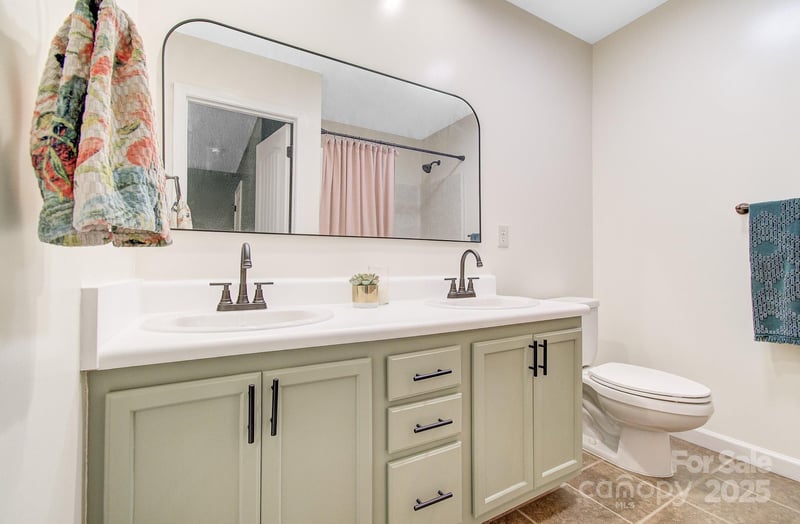 15 Lees Creek Rd #K, Asheville, NC 28806